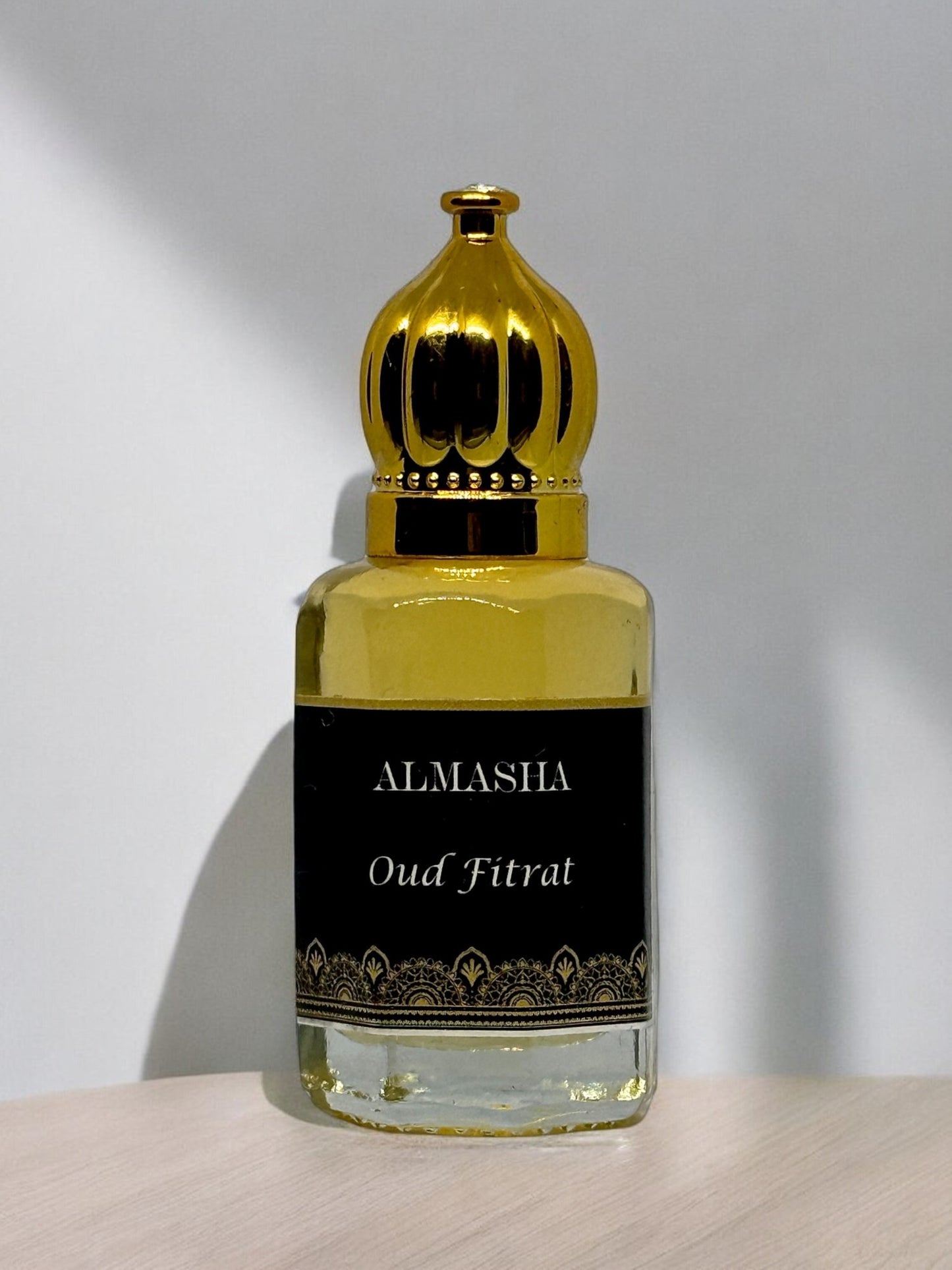 Oud Fitrat – A Sophisticated Oud Attar with Spices & Smoky Woods
