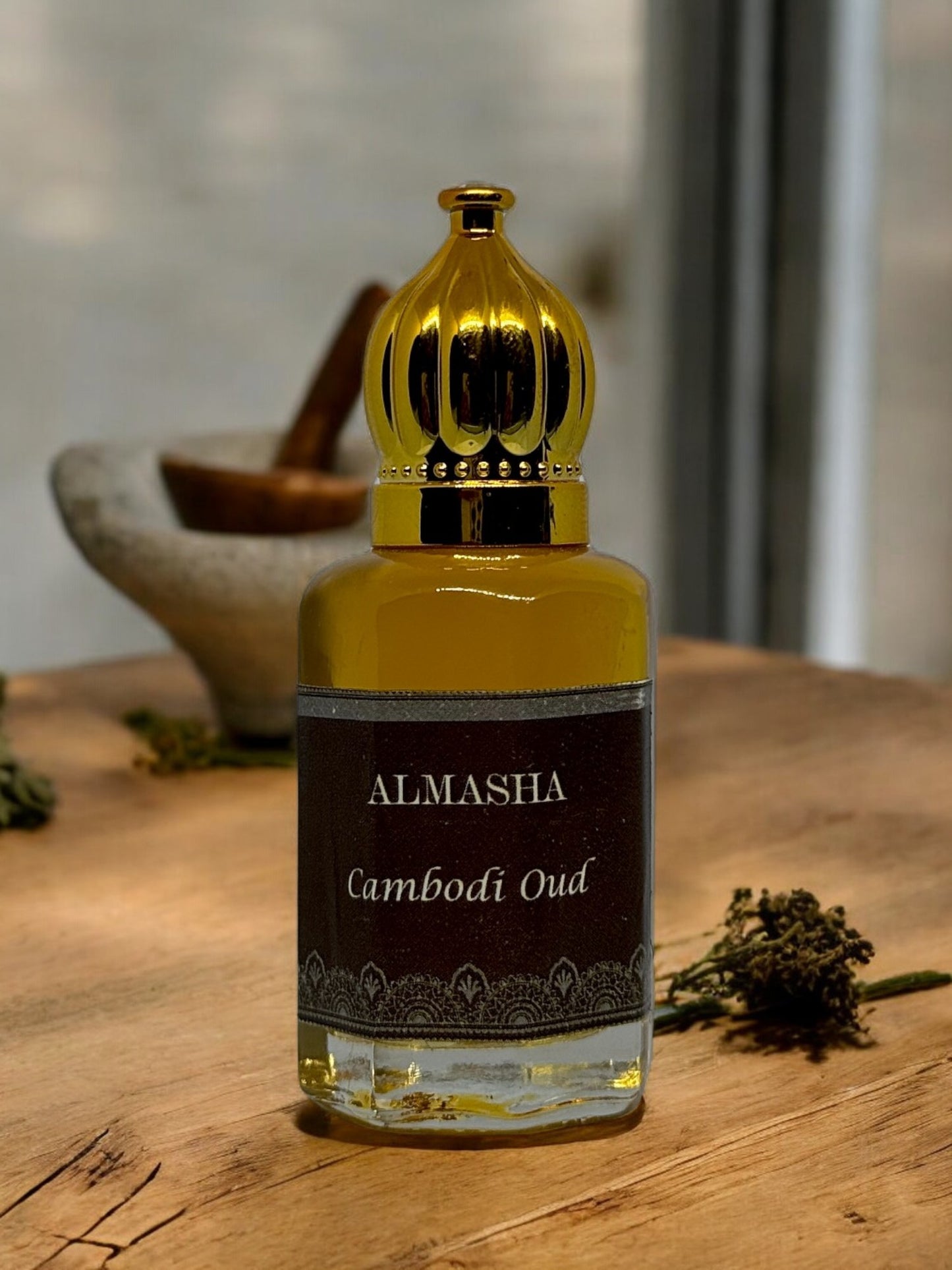 Cambodi Oud – Exotic & Rich Cambodian Oud with Deep Resinous Notes